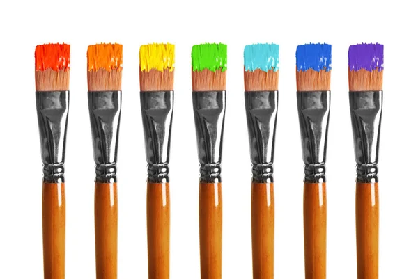 Satz Pinsel Mit Farbe Auf Spitze Isoliert Auf Weißem Hintergrund — Stockfoto