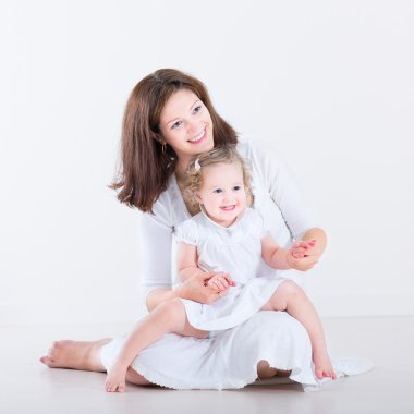 Annem ve onun yeni doğan bebek