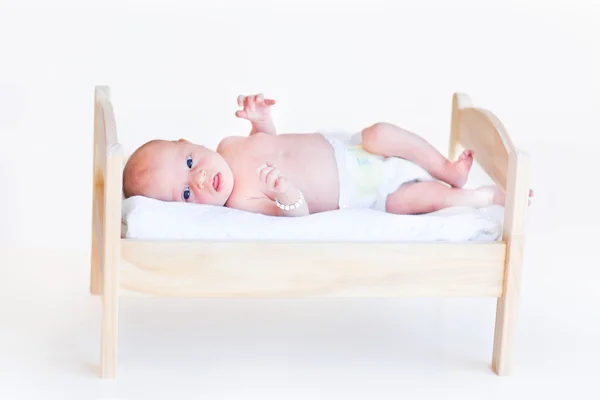 Pasgeboren baby slapen — Stockfoto