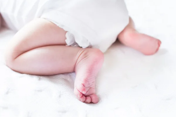 Doux bébé pieds — Photo