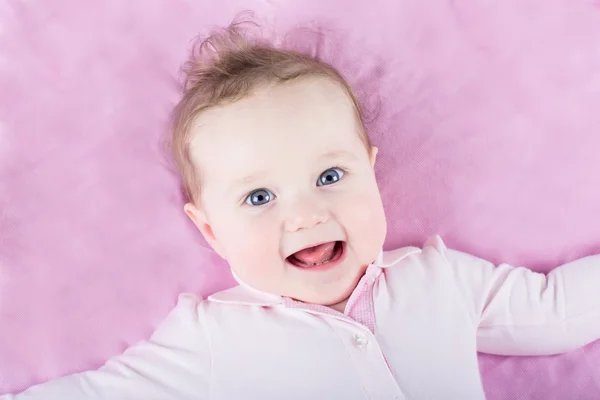 Mooi baby meisje — Stockfoto