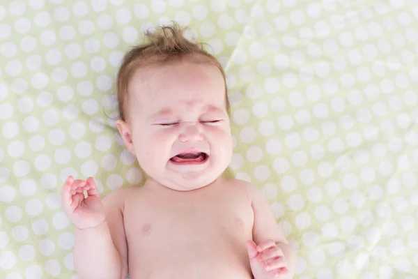 Crying newborn baby — Stock Photo, Image