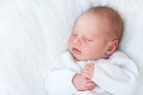 Bambino appena nato di diversi giorni — Foto Stock