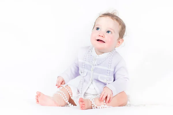 Little girl with a pearl necklace — Stock Photo, Image