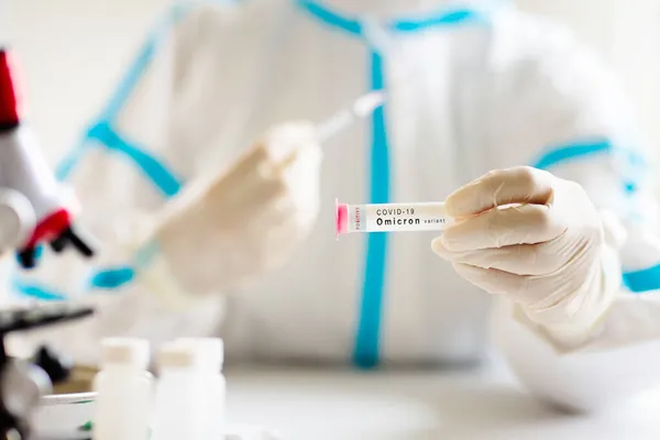 Omicron Variant Covid Testing Coronavirus Test Hospital Laboratory Doctor Analyzing — Stock Photo, Image