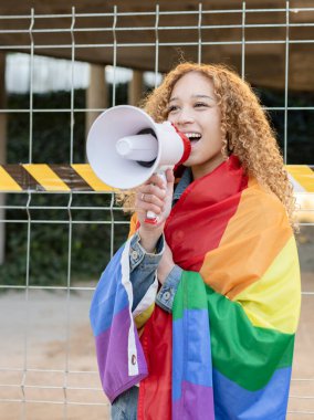 İspanyol Genç Kadın Gey Gururu LGBT Hakları Kavramı