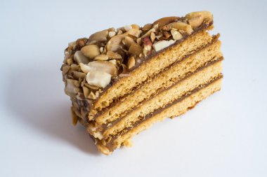 yer fıstığı ile bal pasta