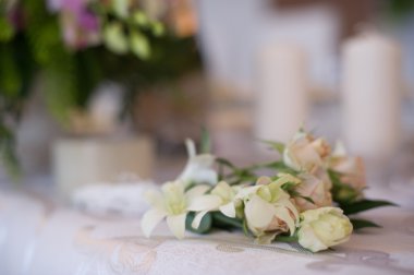 Düğün masa çiçekleri