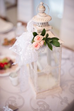 Düğün masa çiçekleri