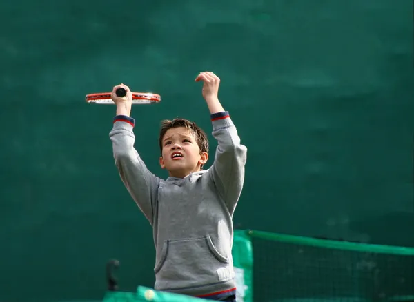 작은 테니스 훌륭한 선수 — 스톡 사진