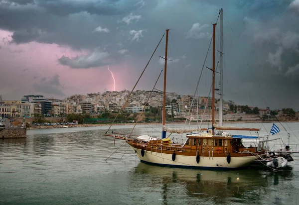 Pohled Přístav Pasalimani Kastelu Deštivém Dnu Město Pireus Řecko — Stock fotografie