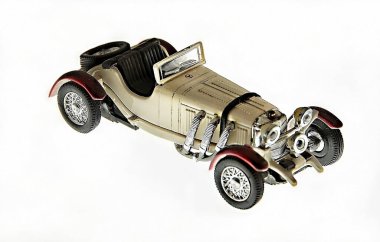 Model Mercedes-Benz SSKL 1931 yarış arabası. Cabriolet, antika