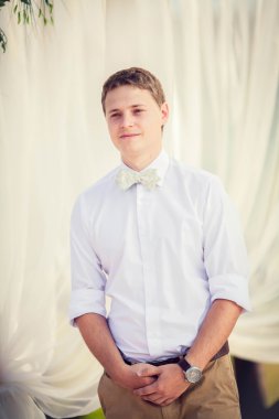 yakışıklı damat adam