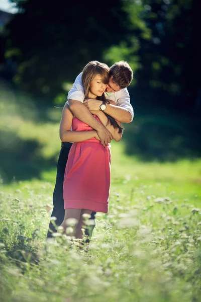 Hermosa pareja enamorada — Foto de Stock