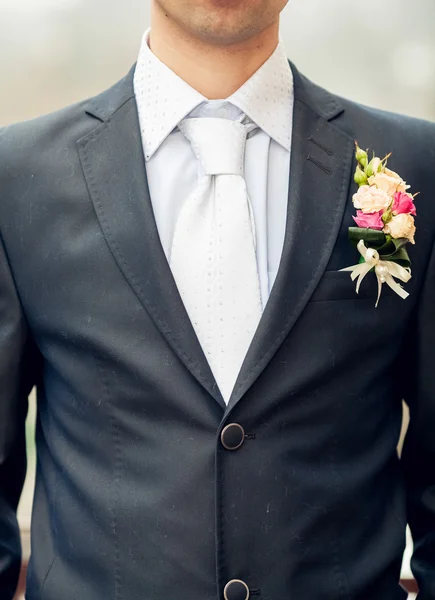 Dirty suit the groom — Stock Photo, Image