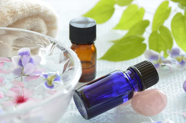 Aceites esenciales para aromaterapia — Foto de Stock