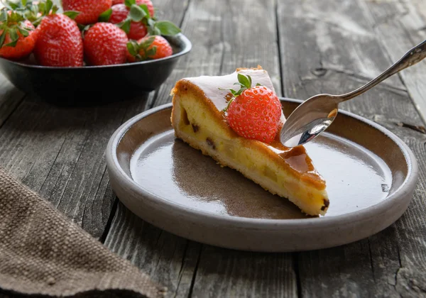 Tasty Fruit Cake — Stock Photo, Image