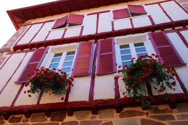 Fransa 'nın büyüleyici Saint-Jean-Pied-de-Port köyü