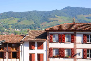 Fransa 'nın büyüleyici Saint-Jean-Pied-de-Port köyü
