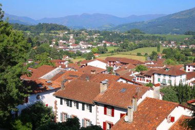 Fransa 'nın büyüleyici Saint-Jean-Pied-de-Port köyü