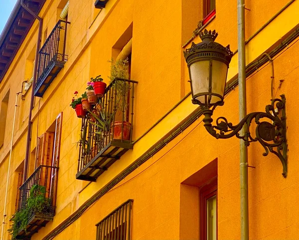 Una Hermosa Lámpara Calle Madrid —  Fotos de Stock