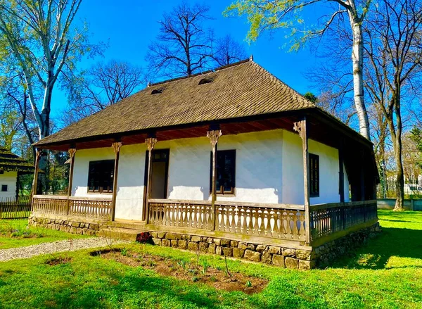 Maison Roumaine Traditionnelle Bien Conservée — Photo