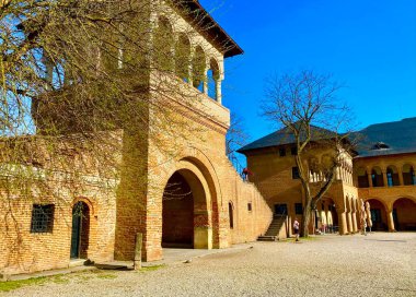 Romanya 'daki Mogosoaia' nın büyüleyici sarayı bahar zamanı