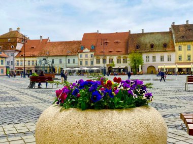 Romanya 'nın büyüleyici Sibiu kentinin ana meydanı