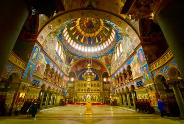 Sibiu 'daki Ortodoks katedralinin içinde, Transilvania' nın kalbinde.