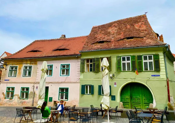 Romanya 'nın merkezindeki Transilvanya' nın büyüleyici tarihi Sibiu kasabası