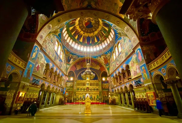 Sibiu 'daki Ortodoks katedralinin içinde, Transilvania' nın kalbinde.