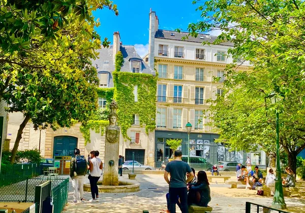 パリの美しい建築物 — ストック写真