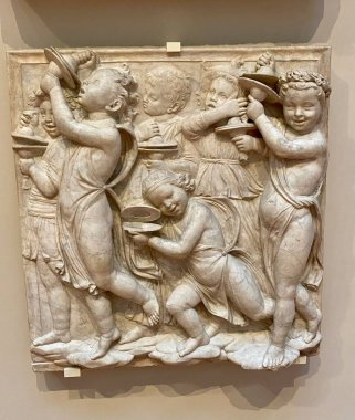 İtalya 'nın tarihi Floransa kentinde heykeller