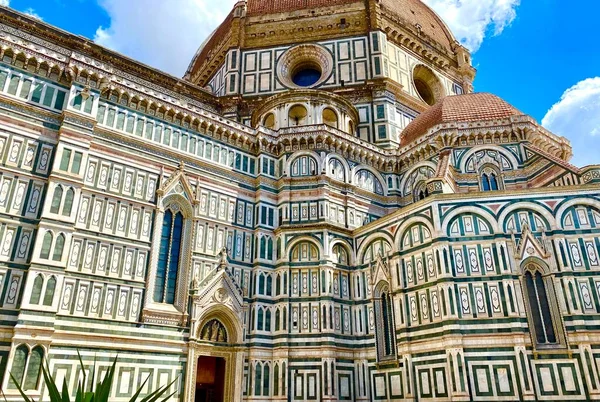 Величественный Cattedrale Santa Maria Del Fiore Флоренции — стоковое фото