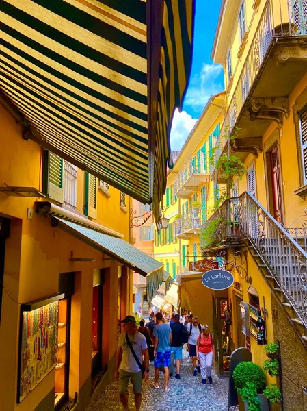 Huizen Stad Bellagio Aan Het Comomeer Italië Stockfoto