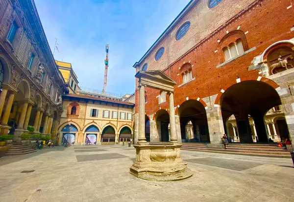 Пьяцца Мерканти Одна Самых Красивых Исторических Площадей Милана — стоковое фото