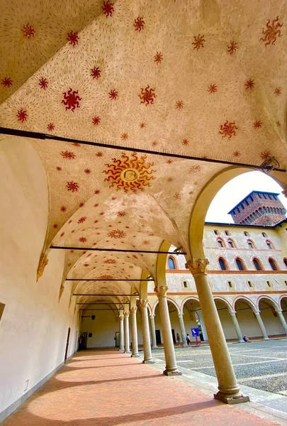 Milano Daki Sforzesco Kalesinin Boyanmış Tavanı — Stok fotoğraf
