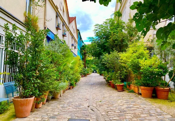 パリのCite Figuierの隠された通り — ストック写真