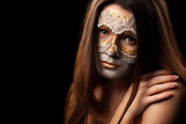 kadın moda makyaj ile