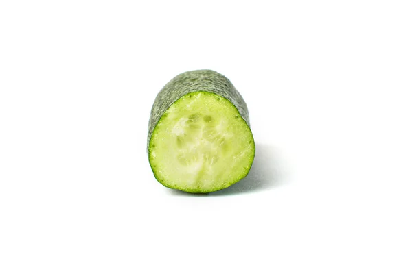 Pepino vegetal isolado no fundo branco — Fotografia de Stock