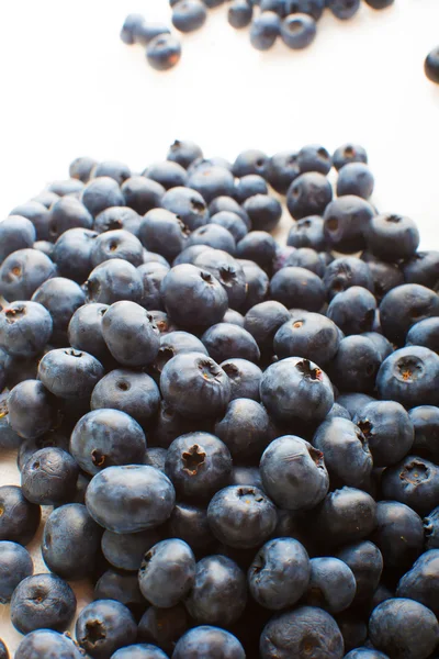 Frisch gepflückte Blaubeeren — Stockfoto