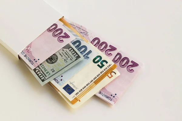 Török Bankjegyek Kartondobozban Euróval Amerikai Dollárral Fehér Felületen — Stock Fotó