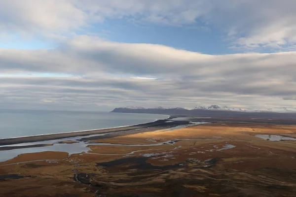 Hlidarvegur Winter Time East Coast Iceland — стоковое фото