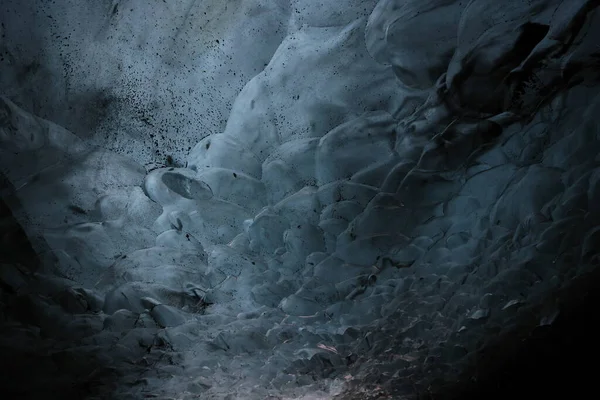 Jaskinia Lodowa Północnym Brzegu Lodowcowej Laguny Joekulsarlon Lodowcu Breidamerkurjoekull Vatnajoekull — Zdjęcie stockowe