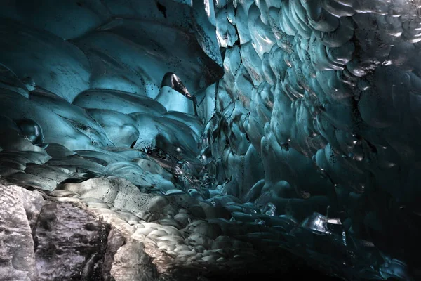 Grotta Ghiaccio Sulla Riva Settentrionale Della Laguna Glaciale Joekulsarlon Nel — Foto Stock