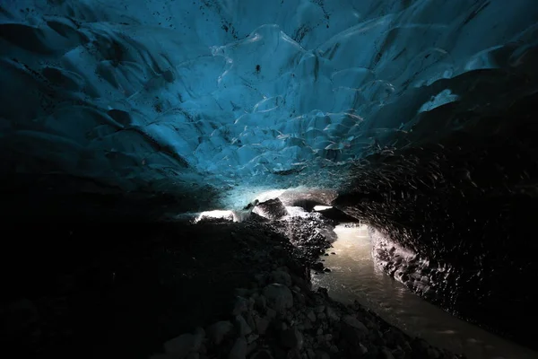 Cueva Hielo Orilla Norte Laguna Glacial Joekulsarlon Glaciar Breidamerkurjoekull Vatnajoekull —  Fotos de Stock