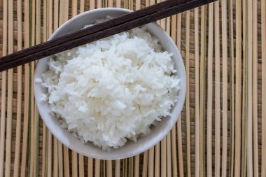 beyaz haşlanmış pirinç