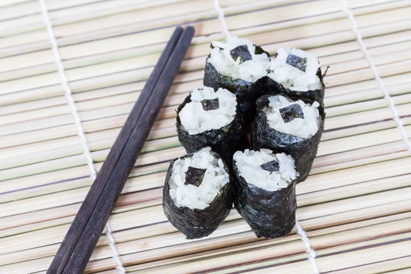 Rollo de sushi —  Fotos de Stock