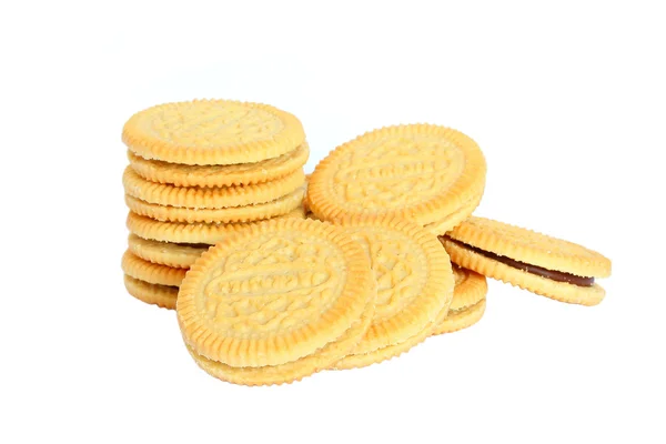 Galletas de crema de chocolate aisladas en blanco — Foto de Stock