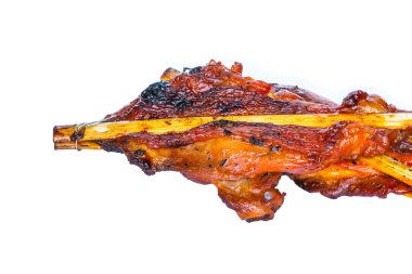 ızgara tavuk göğsü üzerinde beyaz izole